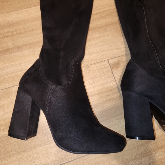 New Thigh High Boots | Size 8 - Picture 3 of 6